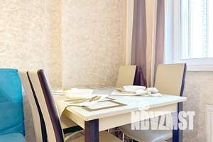 1-к квартира, посуточно, 45м2, 3/18 этаж