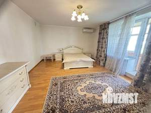 1-к квартира, посуточно, 130м2, 1/1 этаж