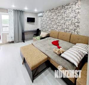 1-к квартира, посуточно, 32м2, 3/9 этаж
