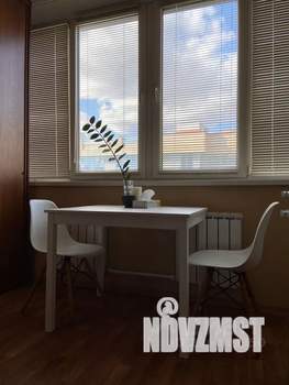 1-к квартира, посуточно, 40м2, 4/9 этаж