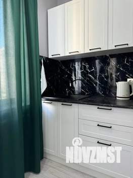 Студия квартира, посуточно, 36м2, 3/10 этаж