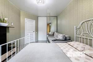 1-к квартира, посуточно, 42м2, 1/1 этаж