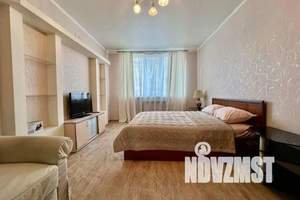 1-к квартира, посуточно, 42м2, 2/10 этаж