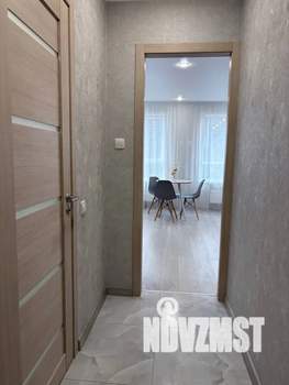 Студия квартира, посуточно, 32м2, 11/25 этаж