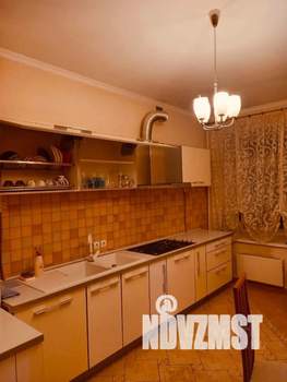 1-к квартира, посуточно, 56м2, 1/1 этаж