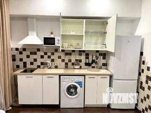 Студия квартира, посуточно, 38м2, 10/22 этаж