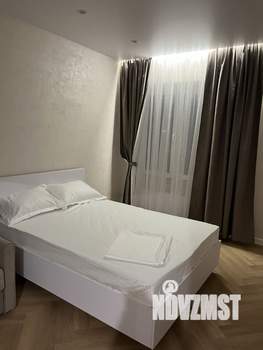 1-к квартира, посуточно, 35м2, 10/11 этаж