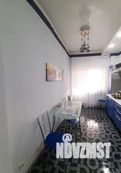 1-к квартира, посуточно, 54м2, 4/10 этаж