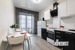 1-к квартира, посуточно, 42м2, 1/1 этаж