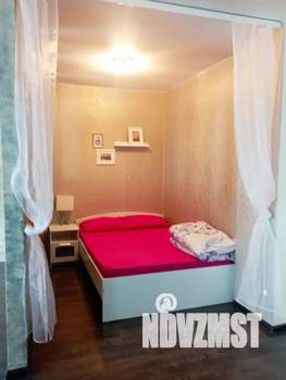 Студия квартира, посуточно, 63м2, 8/17 этаж