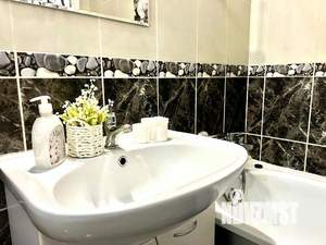 1-к квартира, посуточно, 50м2, 1/1 этаж