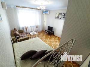 1-к квартира, посуточно, 40м2, 5/6 этаж