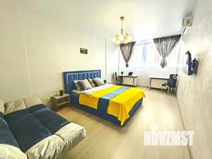 1-к квартира, посуточно, 42м2, 3/23 этаж