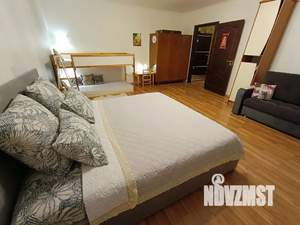 1-к квартира, посуточно, 55м2, 2/10 этаж