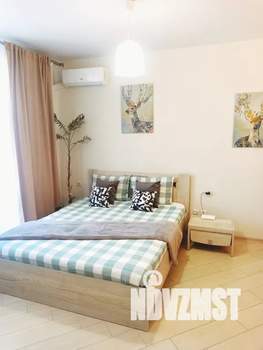 Студия квартира, посуточно, 35м2, 14/19 этаж