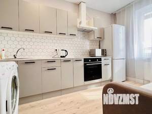 1-к квартира, посуточно, 38м2, 10/25 этаж