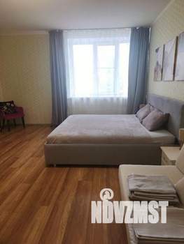 1-к квартира, посуточно, 48м2, 4/9 этаж