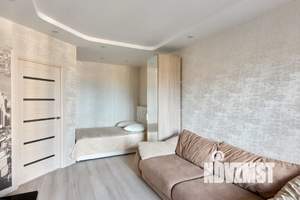 1-к квартира, посуточно, 40м2, 6/15 этаж
