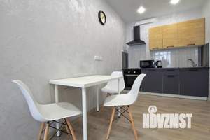 2-к квартира, посуточно, 45м2, 9/19 этаж