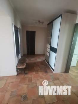 3-к квартира, посуточно, 90м2, 2/10 этаж