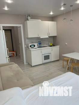 Студия квартира, посуточно, 30м2, 18/19 этаж