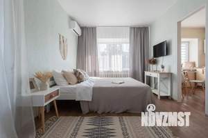 1-к квартира, посуточно, 40м2, 5/5 этаж