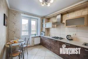 1-к квартира, посуточно, 38м2, 1/1 этаж