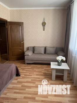 1-к квартира, посуточно, 40м2, 4/6 этаж