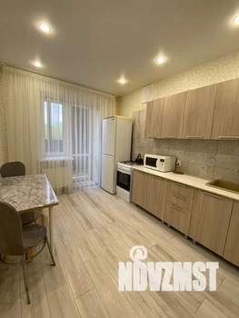 1-к квартира, посуточно, 38м2, 1/9 этаж