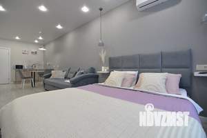 Студия квартира, посуточно, 38м2, 3/27 этаж