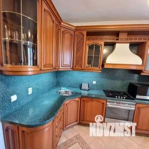 1-к квартира, посуточно, 43м2, 6/9 этаж