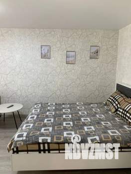 1-к квартира, посуточно, 35м2, 1/10 этаж