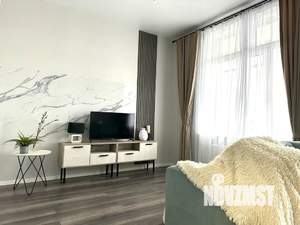 1-к квартира, посуточно, 38м2, 19/19 этаж