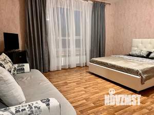 1-к квартира, посуточно, 42м2, 5/5 этаж