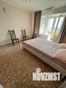 1-к квартира, посуточно, 39м2, 1/9 этаж