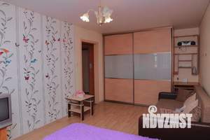 1-к квартира, посуточно, 40м2, 7/9 этаж