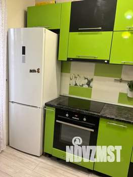 1-к квартира, посуточно, 37м2, 1/9 этаж