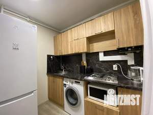 1-к квартира, посуточно, 35м2, 2/5 этаж