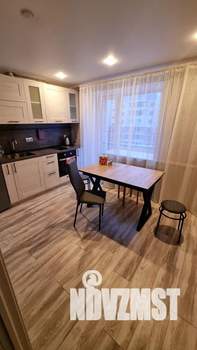 1-к квартира, посуточно, 38м2, 8/9 этаж