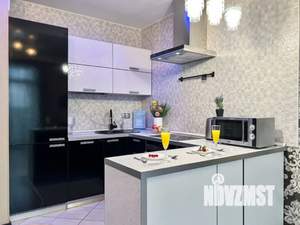 1-к квартира, посуточно, 70м2, 3/16 этаж