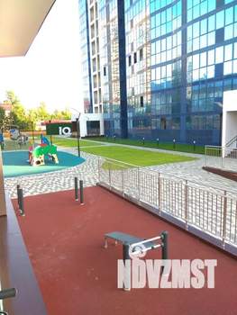 Студия квартира, посуточно, 35м2, 14/19 этаж