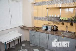 1-к квартира, посуточно, 37м2, 4/6 этаж