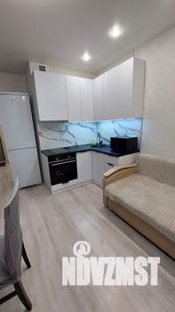 1-к квартира, посуточно, 35м2, 2/22 этаж