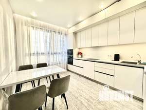 1-к квартира, посуточно, 44м2, 5/20 этаж