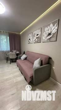 2-к квартира, посуточно, 47м2, 3/5 этаж