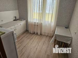 1-к квартира, посуточно, 39м2, 6/18 этаж