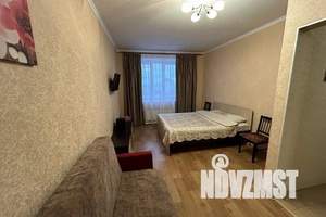 1-к квартира, посуточно, 52м2, 12/18 этаж
