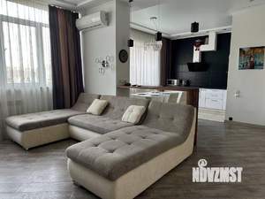 Студия квартира, на длительный срок, 63м2, 4/24 этаж