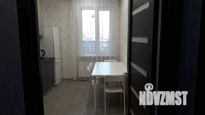 1-к квартира, посуточно, 40м2, 11/19 этаж