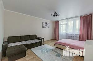 1-к квартира, посуточно, 48м2, 2/9 этаж
